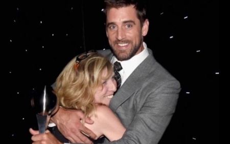 Aaron Rodgers played for Green Bay Packer for 18 years.